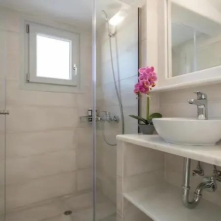 Maisonette Sail Privete Pool And Sea View וילה *