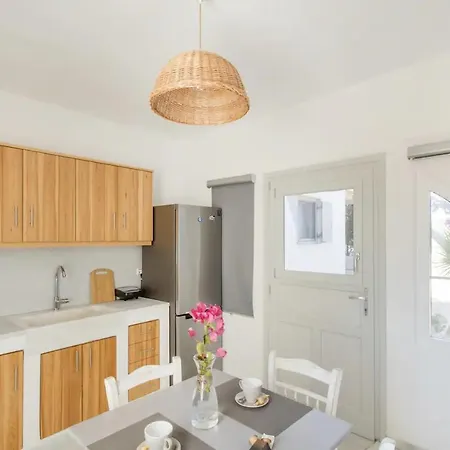 Maisonette Sail Privete Pool And Sea View וילה נאוסה